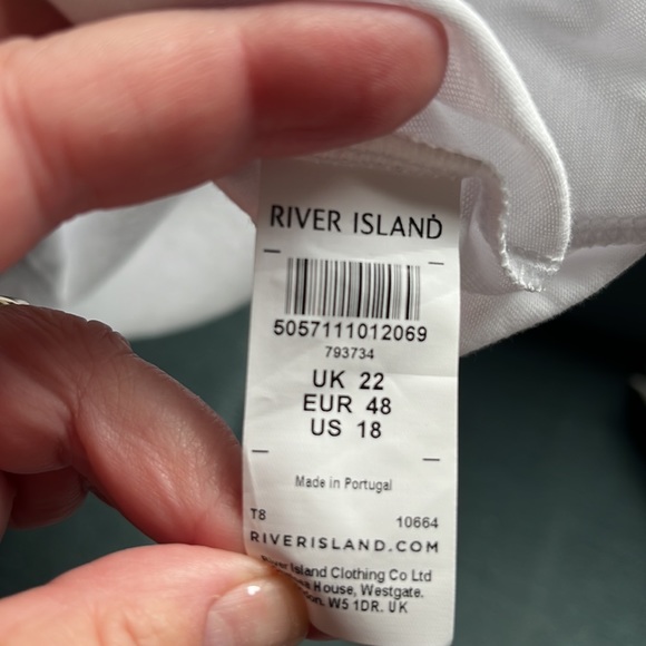 River Island pretty puff sleeved T-shirt - Picture 4 of 5